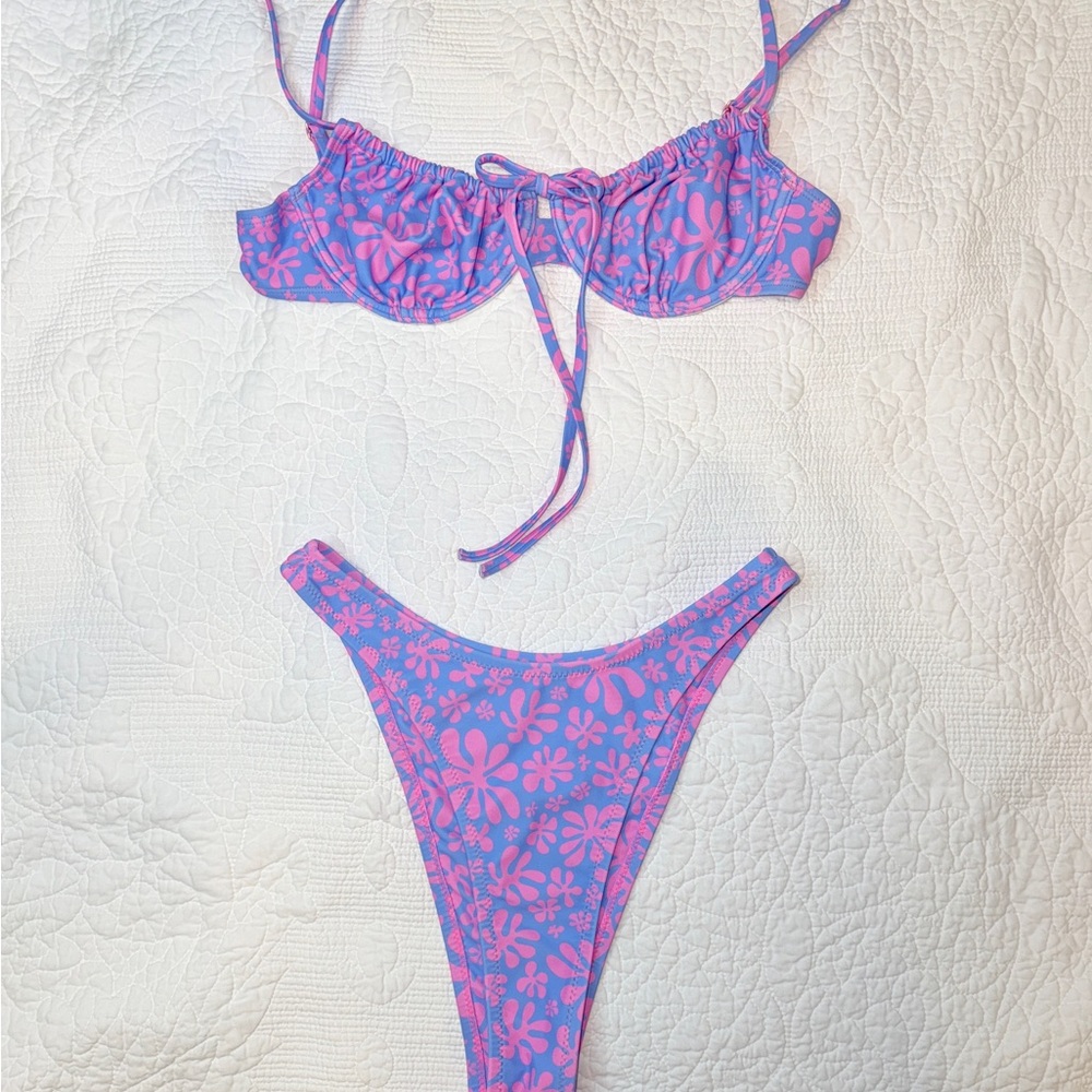 Kulani Kinis ~Top & Bottom ~Small